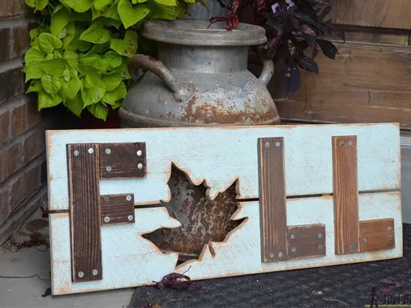 Wooden-Fall-Sign
