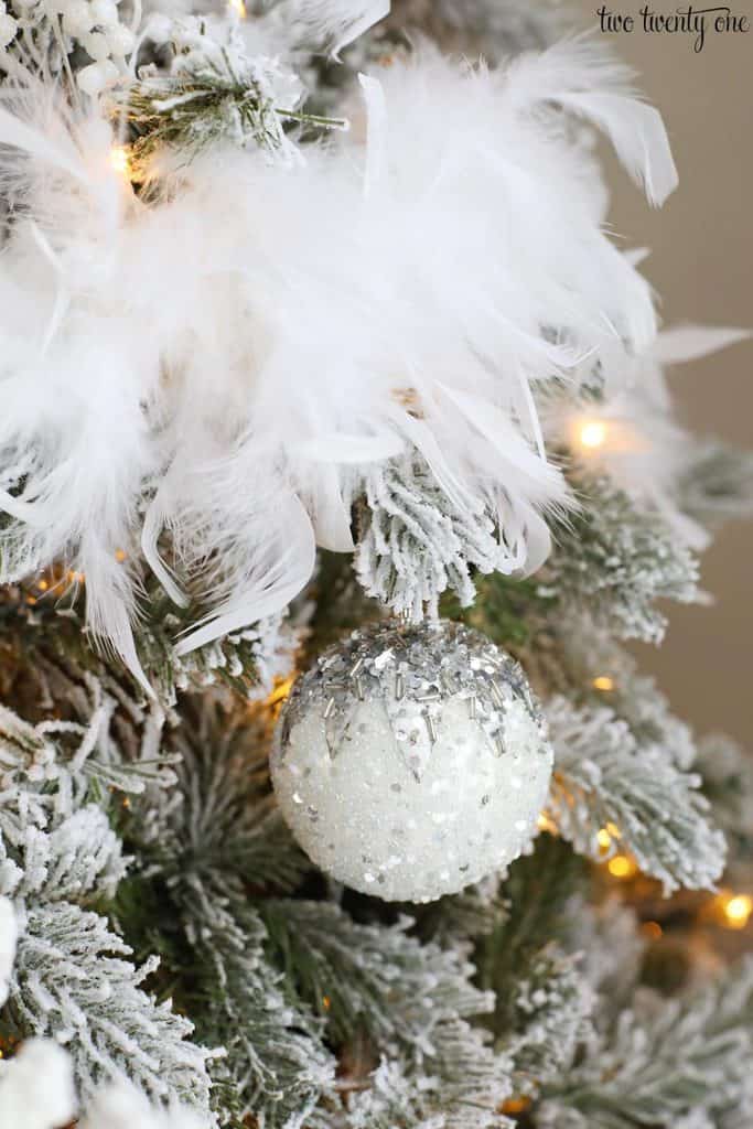 Glamorous-Christmas-Tree