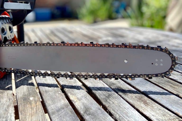 Should a Chainsaw Bar Get Hot?